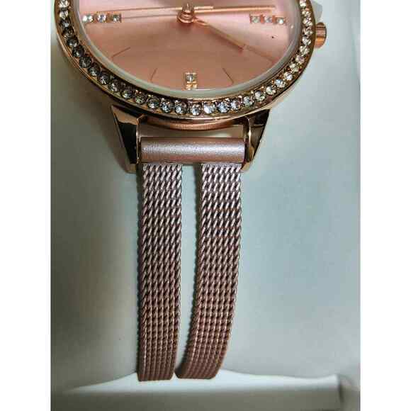WOMEN'S DESIGNER WRIST WATCH IN LAURA ASHLEY GIFT BOX! CHOOSE ONE - BRAND NEW! - Picture 3 of 9
